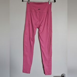 Reebok Pink Leggings With Ribbed Panels